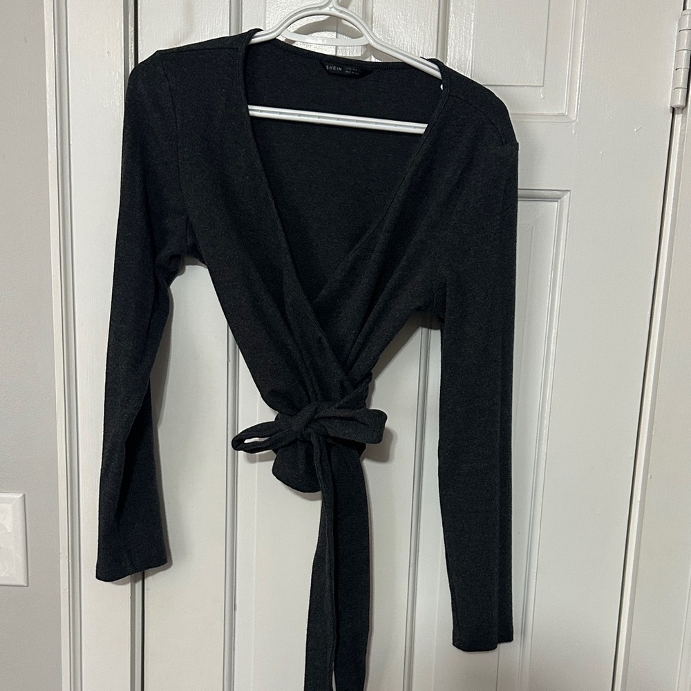 Shein cropped long sleeve cardigan size XL